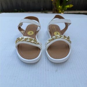 Giulia Palai Girls White Gold Chain Sandals Size 3 New Without Box